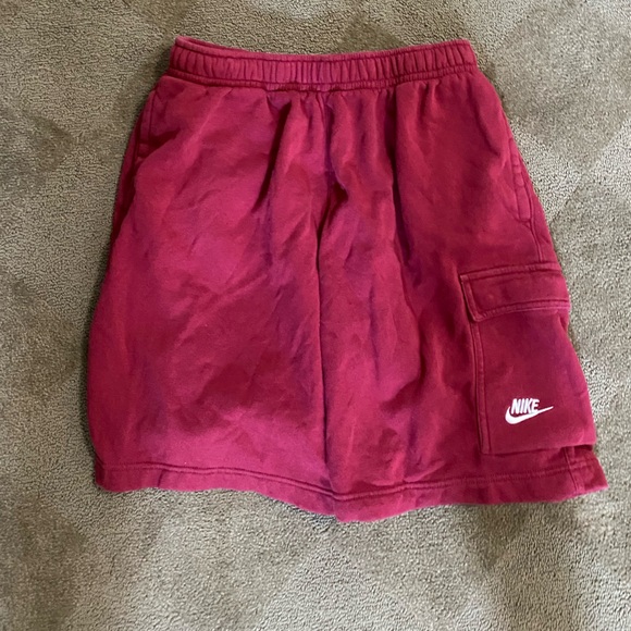NIKE CARGO MEN-RED medium - Picture 1 of 1